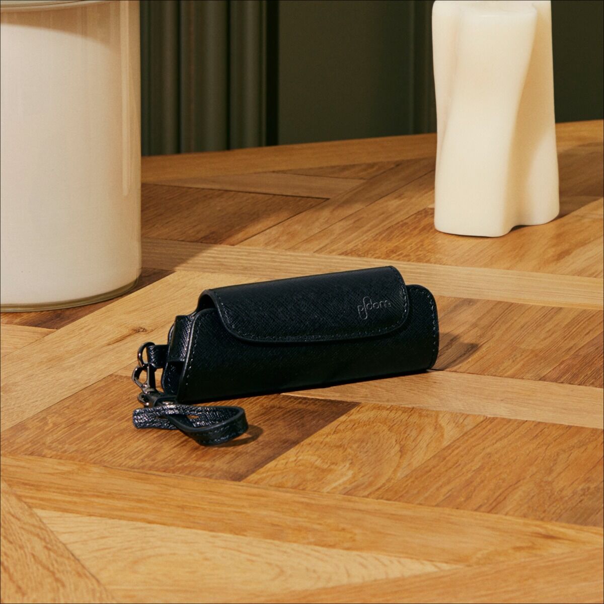 Ploom Aura Jet Black Solo and Duo Carry Case accessories